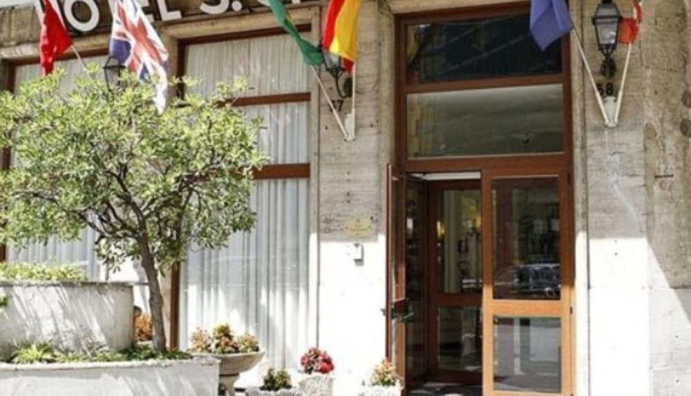 Gh Hotel San Giusto Рим Екстер'єр фото