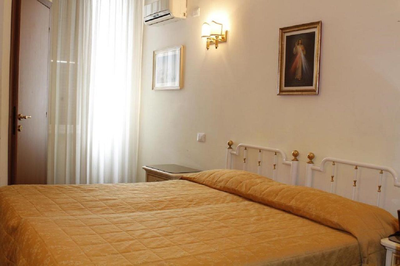 Gh Hotel San Giusto Рим Екстер'єр фото